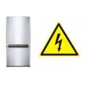 Ощущается ток при касании к металлическим частям холодильника